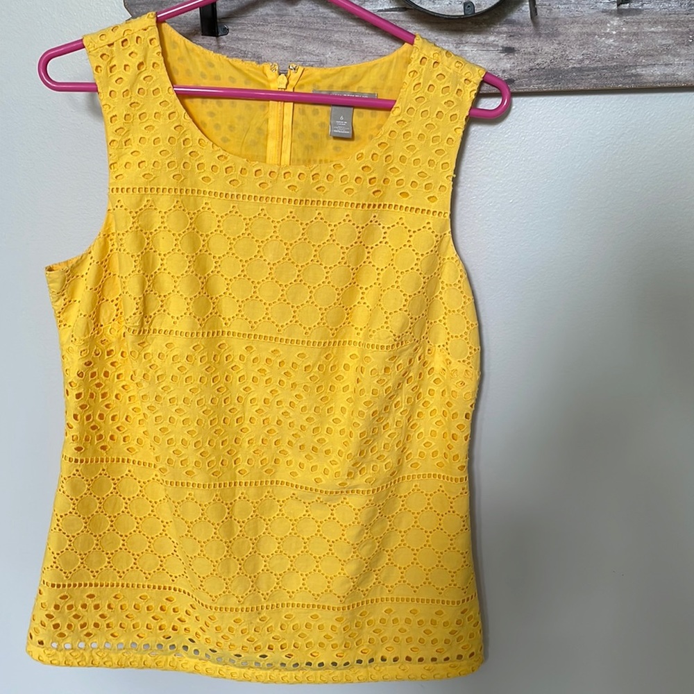 Banana Republic size 6 bright yellow islet top